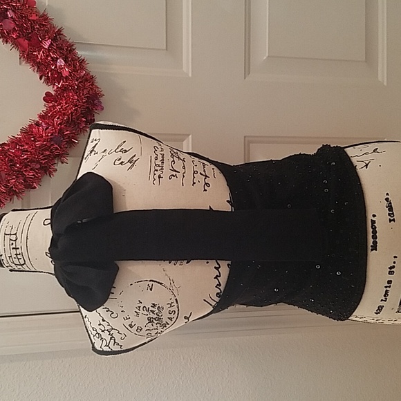 Black Sequin Knit Halter Top-EUC! - Picture 3 of 4